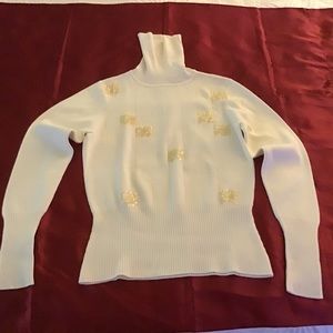 Turtle neck sweater
